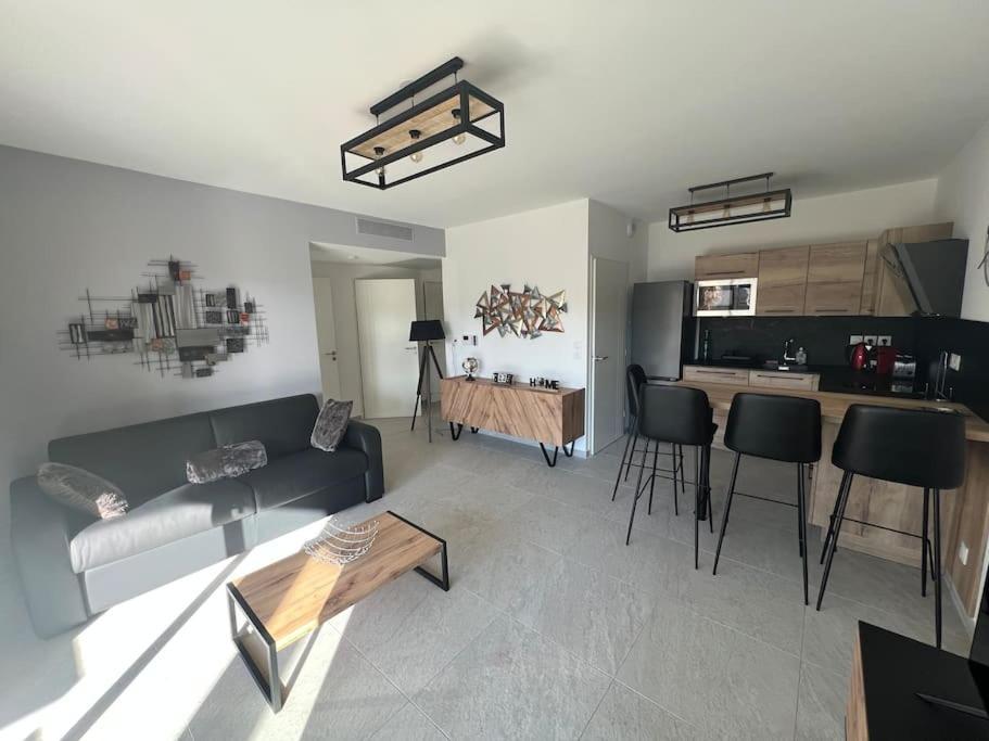 Superbe Appartement Neuf Aucalme Saint-Mandrier-sur-Mer Exteriör bild